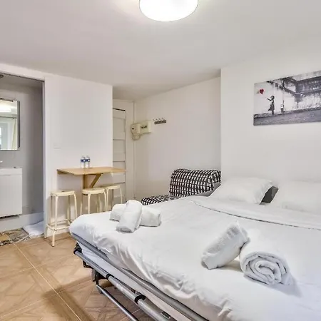 Apartment Cmg Place De La Republique - Temple Paris